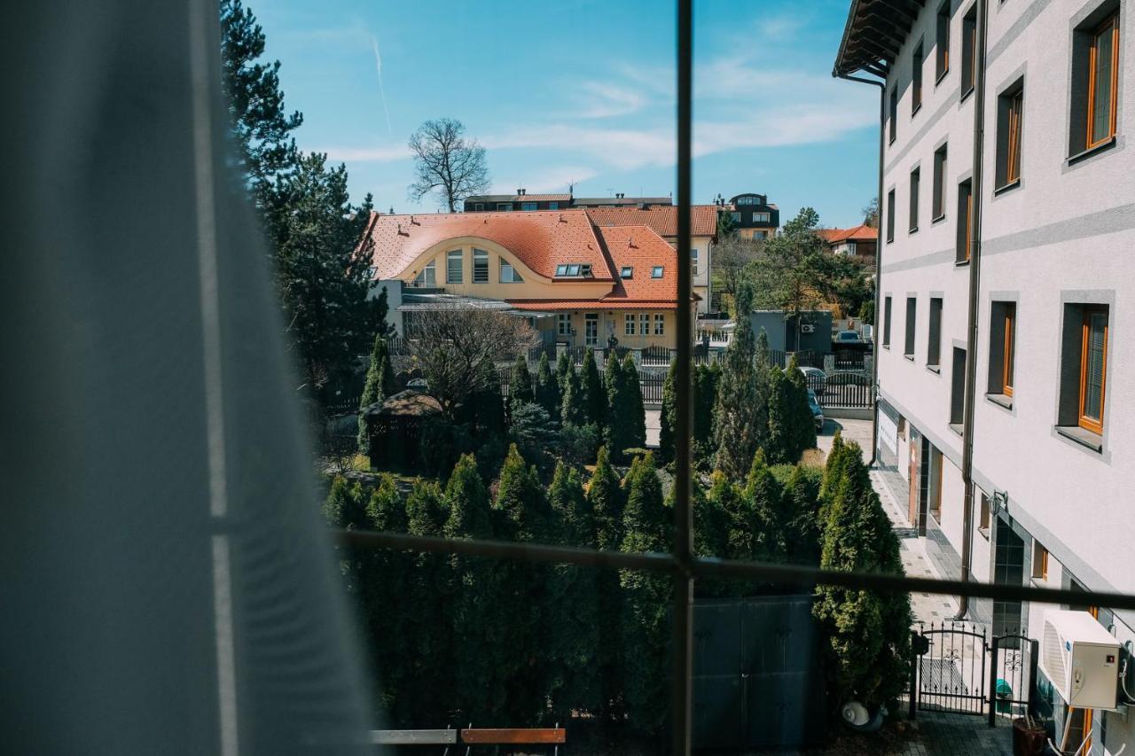Pension Relish Rajecke Teplice Exterior photo