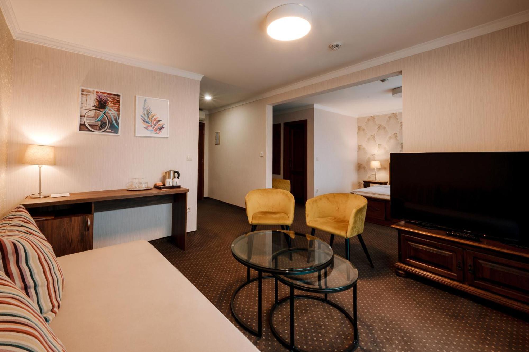 Pension Relish Rajecke Teplice Exterior photo