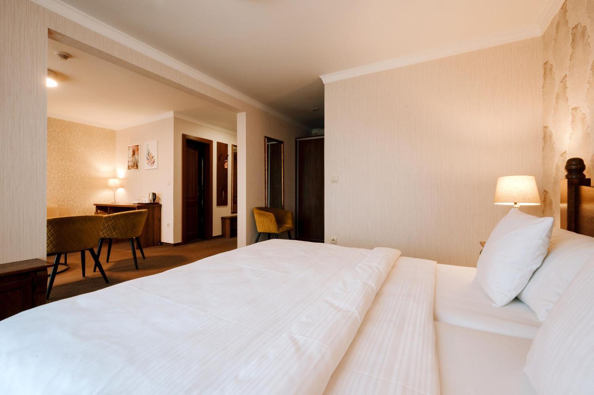 Pension Relish Rajecke Teplice Exterior photo